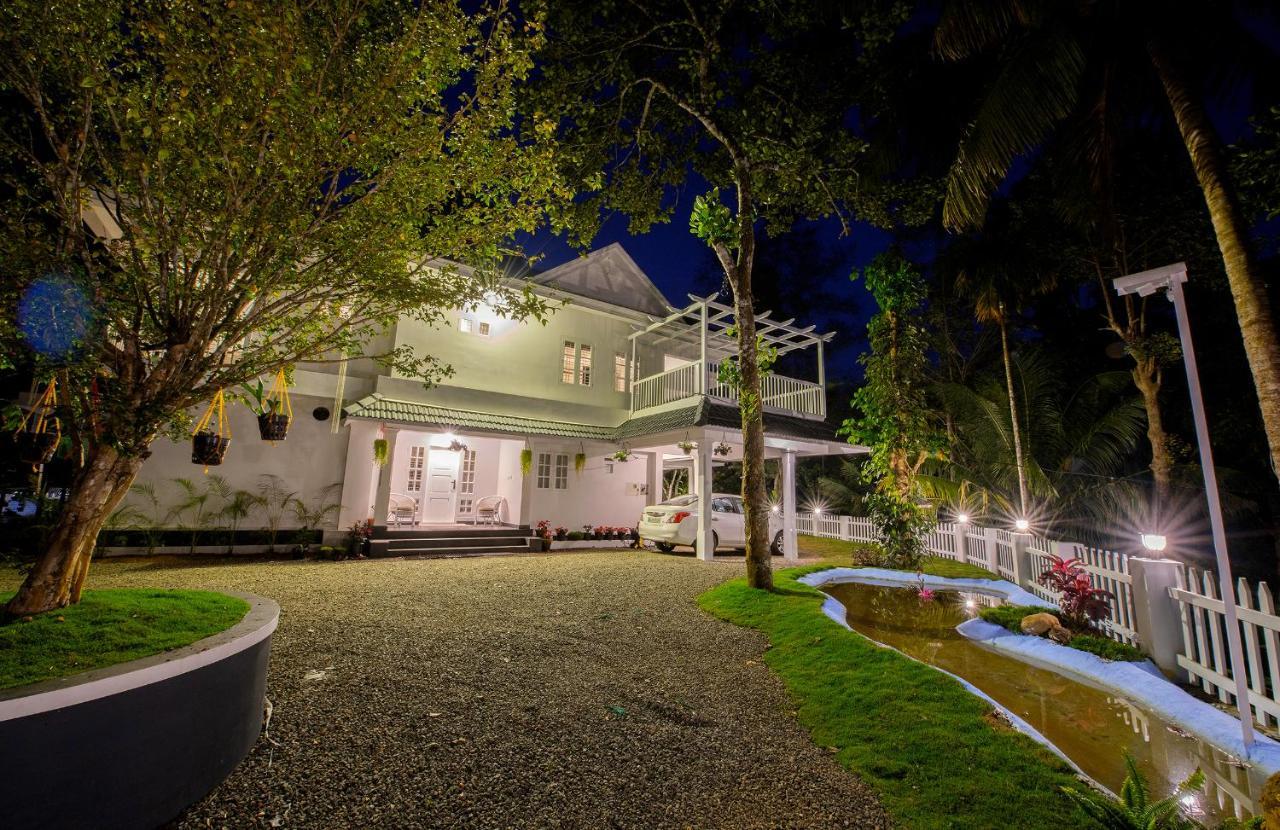 Alencherry Plantation Homestay Thekkady Extérieur photo