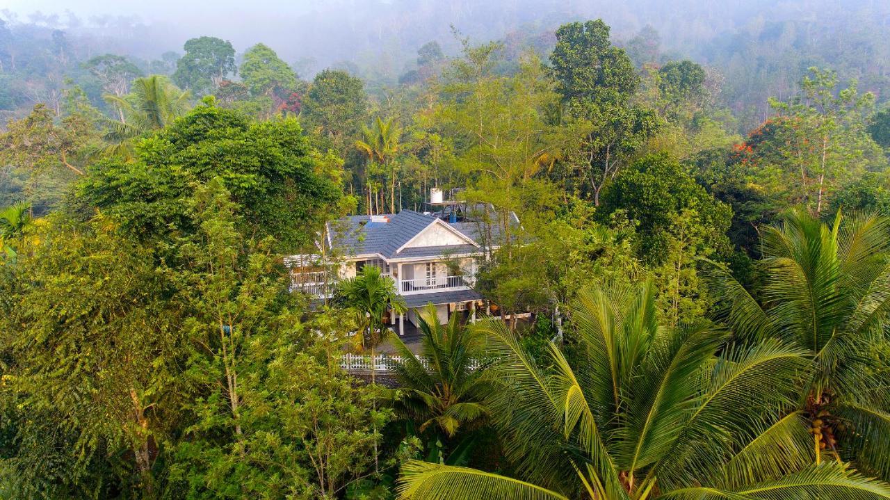 Alencherry Plantation Homestay Thekkady Extérieur photo